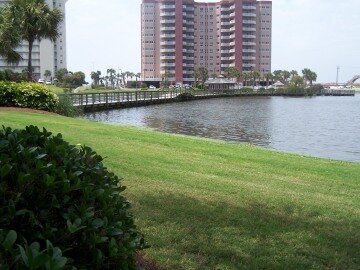 Seascape Lakefront Villa In Destin