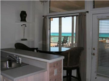 Destin Florida Oceanfront Condo For Rent