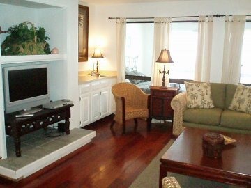Destin Oceanfront Townhouse For Rent