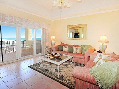 Topsl Beachfront Condo