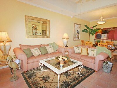 Topsl Beachfront Condo